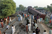 6 dead, 150 injured after two trains collide in Pakistan